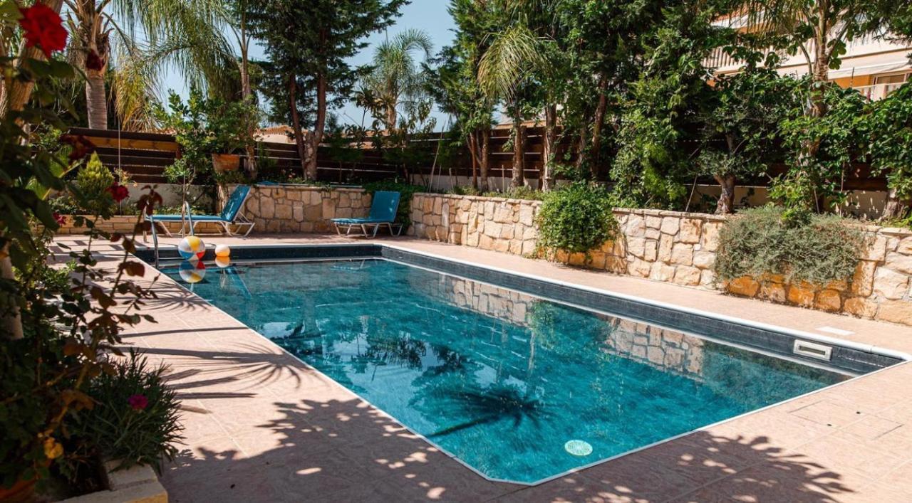 Villa Myria Paphos ภายนอก รูปภาพ