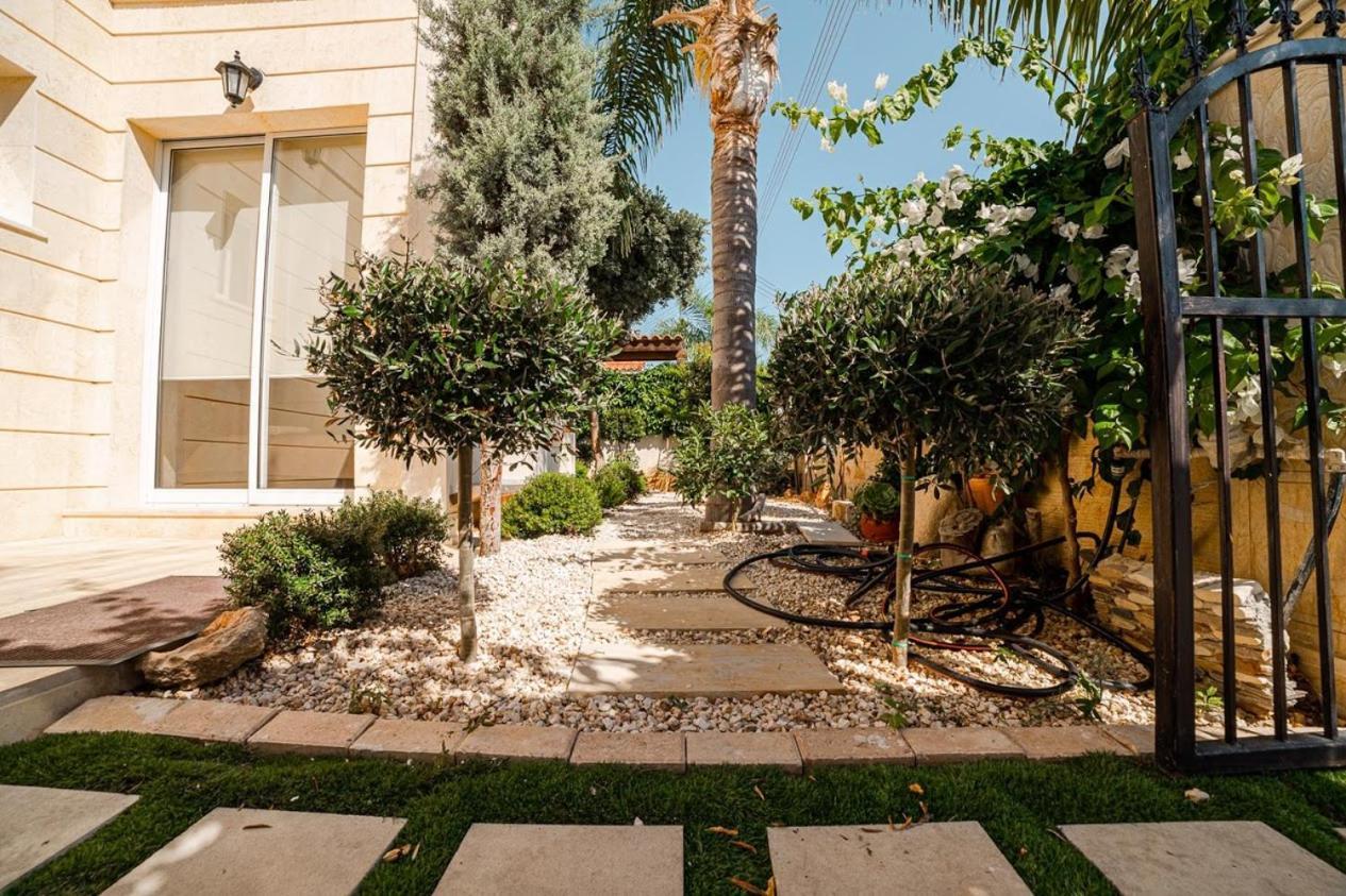 Villa Myria Paphos ภายนอก รูปภาพ
