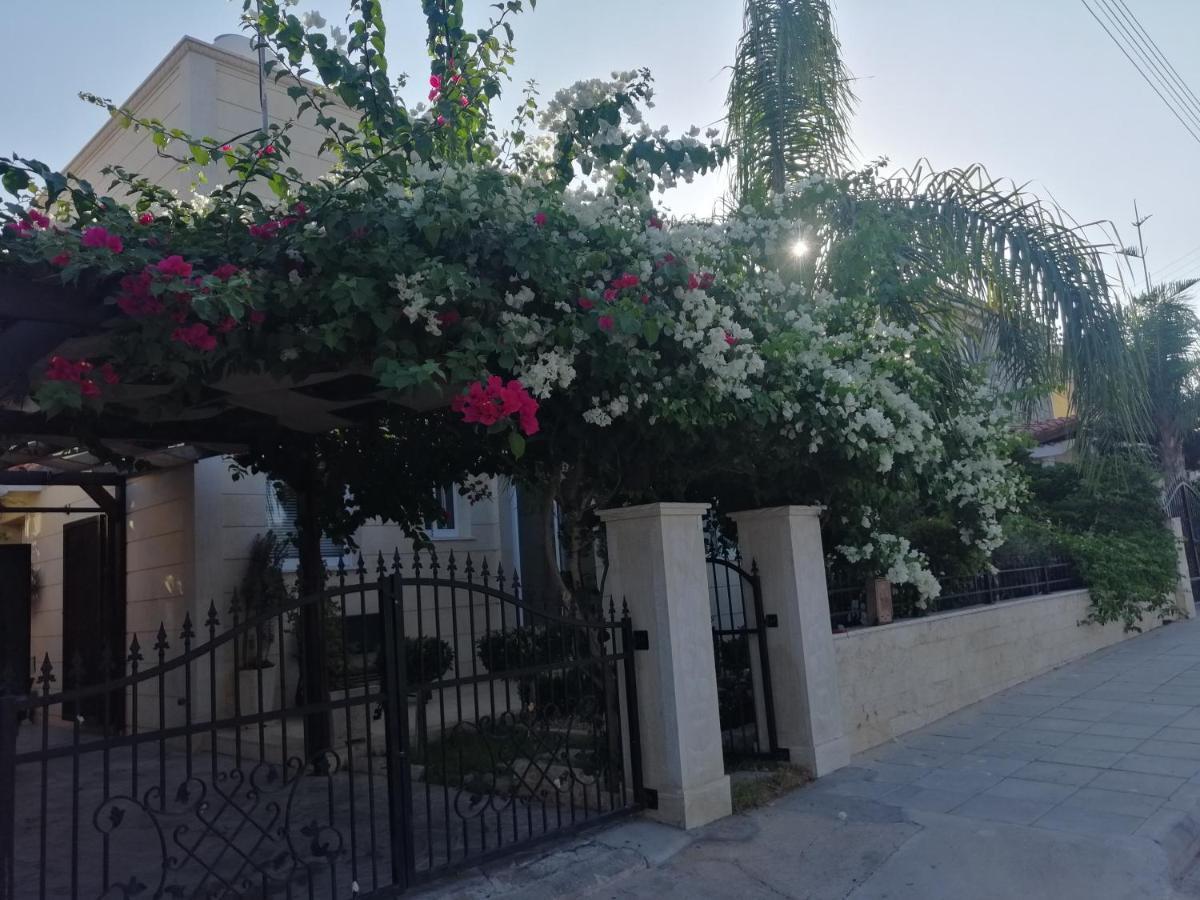 Villa Myria Paphos ภายนอก รูปภาพ