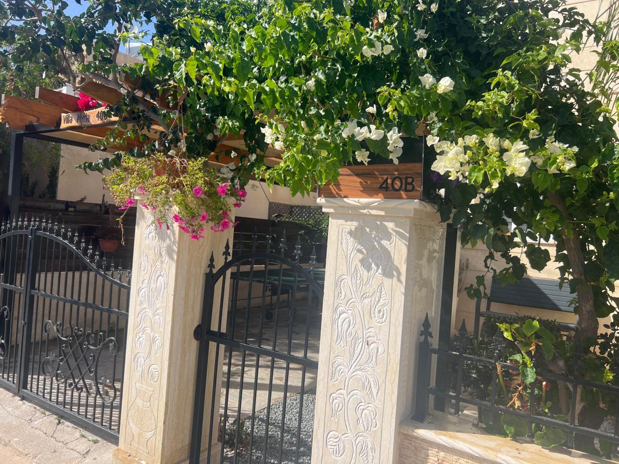 Villa Myria Paphos ภายนอก รูปภาพ