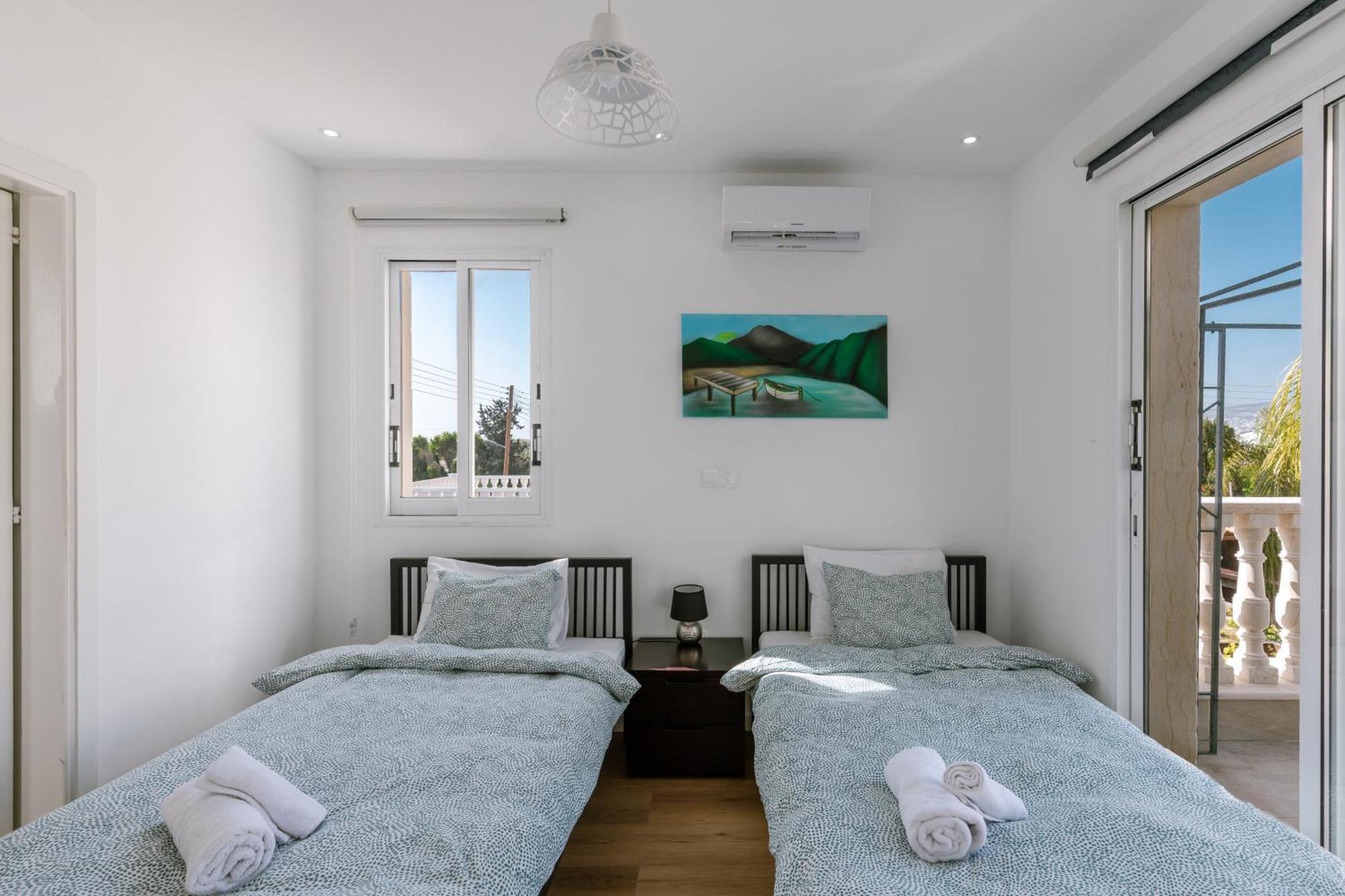 Villa Myria Paphos ภายนอก รูปภาพ