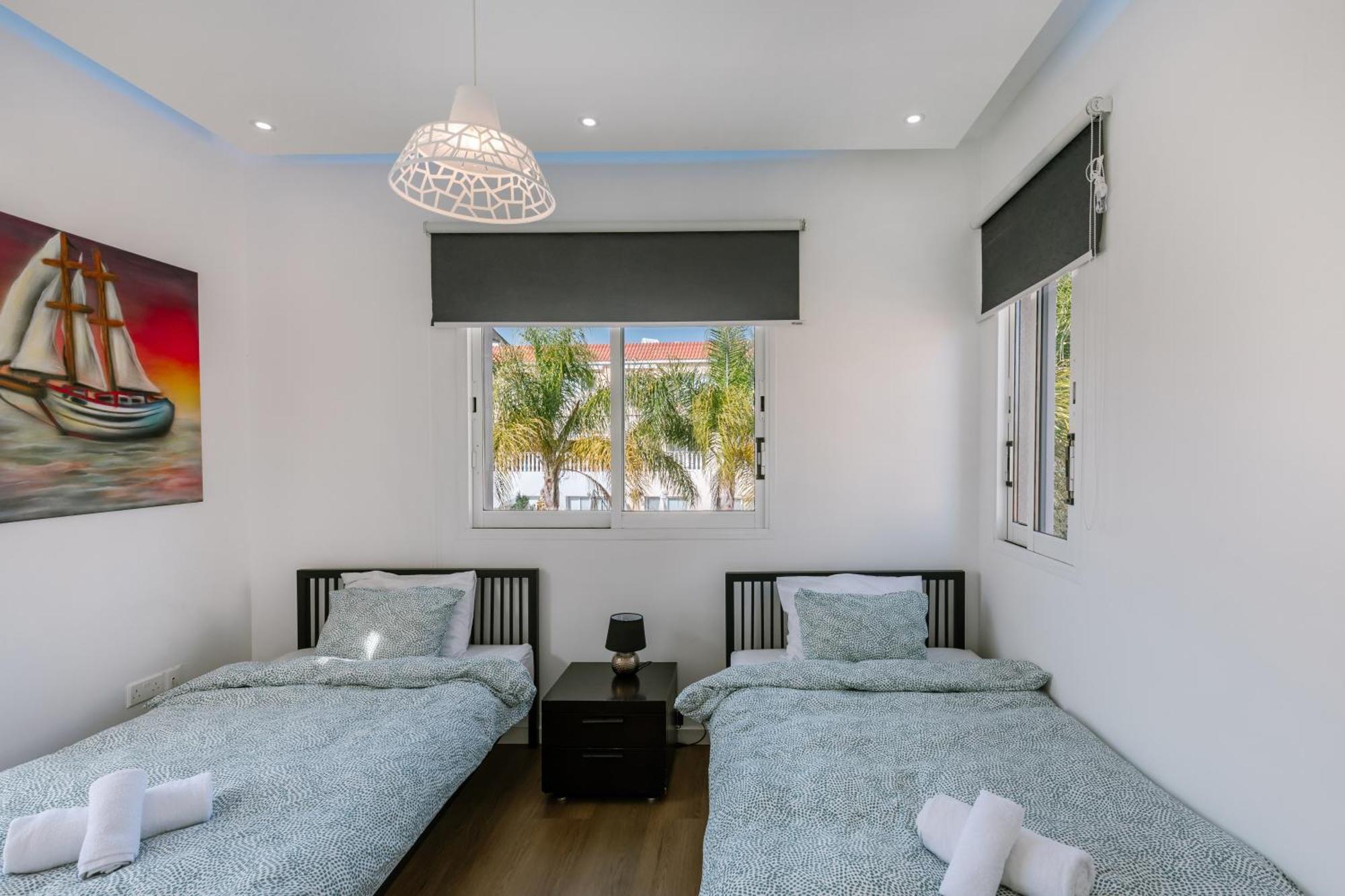 Villa Myria Paphos ภายนอก รูปภาพ