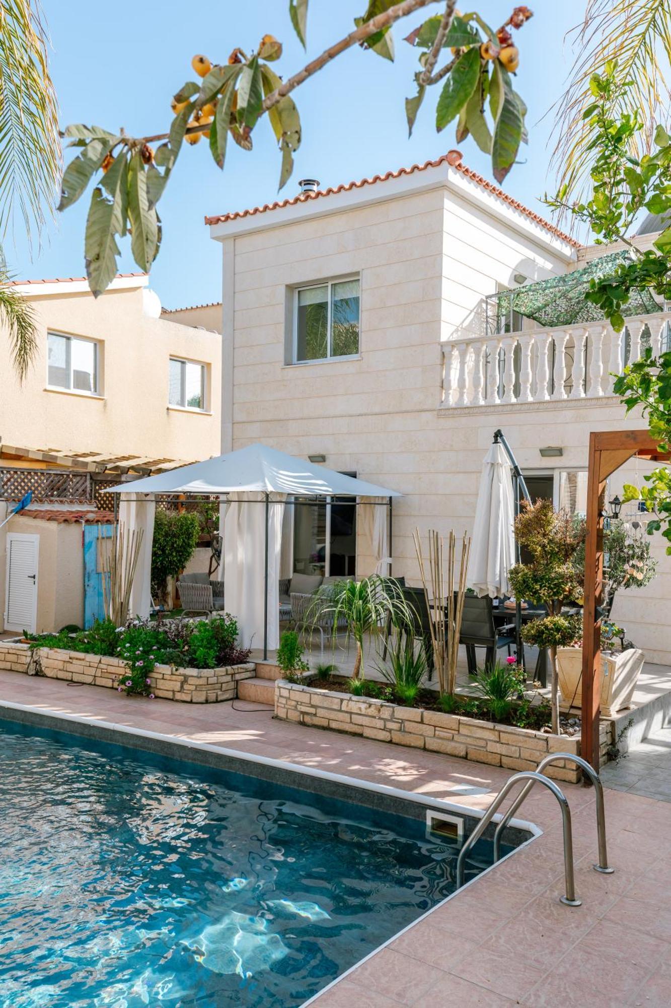 Villa Myria Paphos ภายนอก รูปภาพ